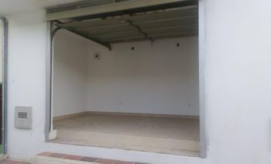 IMPERDIBLE: APARTAMENTO AMOBLADO, PARQUEADERO, ÚTIL Y LOCAL