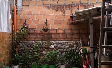 VENDO FINCA PRODUCTIVA EN FILANDIA QUINDIO 18 CUADRAS SE RECIBE ALGO EN PERMUTA