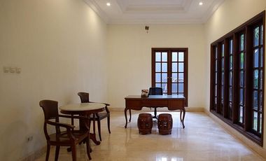 Dijual Rumah Brand New, Classic Modern Style, Karang Tengah Lebak Bulus, Jakarta Selatan