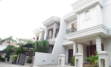 Dijual Rumah Brand New, Classic Modern Style, Karang Tengah Lebak Bulus, Jakarta Selatan