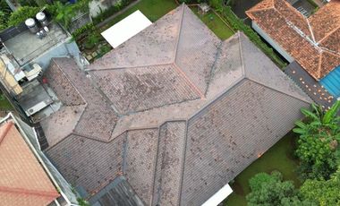 RUMAH BAGUS DEPAN TAMAN at Jl MARTIMBANG, KEBAYORAN BARU