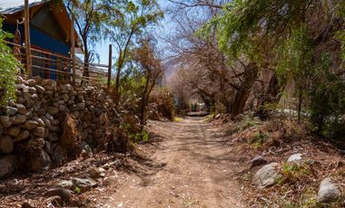 Venta de hermoso terreno en Horcón, Valle del Elqui, 7.200 m2, electricidad y agua potable. 5.350 UF