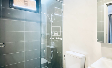 M Thonglor 10 1 bed for Sales, fully furnished, ready to move in. Pet friendly. Close to BTS Thong Lo and BTS Ekkamai.