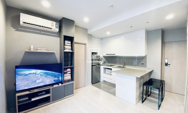 M Thonglor 10 1 bed for Sales, fully furnished, ready to move in. Pet friendly. Close to BTS Thong Lo and BTS Ekkamai.