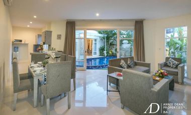 FREEHOLD 3-BEDROOM VILLA IN A COMPLEX IN LEGIAN