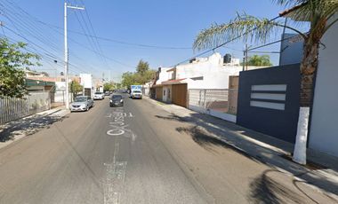 Gran Remate, Casa en Col. San Andrés, Guadalajara, Jalisco.
