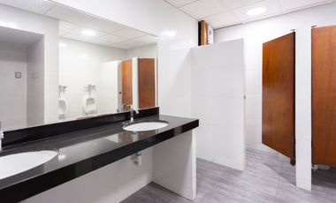 ALQUILER Oficina 300 m2 en  San Isidro