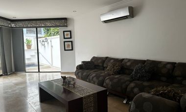Samborondon, Alquilo Hermosa Casa con Piscina