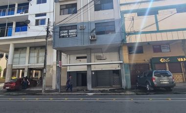 Local Comercial en Venta Centro de Guayaquil Cerca del Hotel Oro Verde Guayaquil – 273 m²