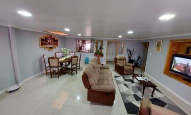 Grande y cómoda, 4 dormitorios, La Calera