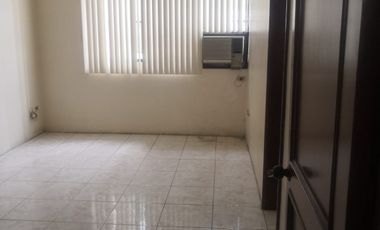 Kennedy Norte Alquiler de grande casa de dos areas con uso de suelo comercial - excelente ubicación (J Luna)
