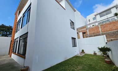 CASA NUEVA EN VENTA EN ZONA ESMERALDA, PUERTA ALICANTE