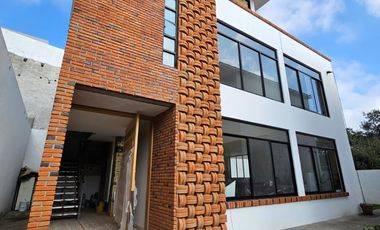 CASA NUEVA EN VENTA EN ZONA ESMERALDA, PUERTA ALICANTE