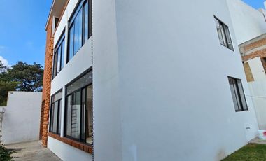 CASA NUEVA EN VENTA EN ZONA ESMERALDA, PUERTA ALICANTE