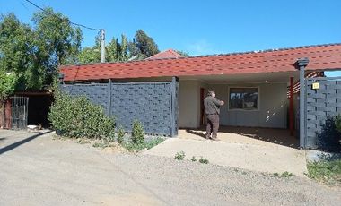 V 1321-LR-Vendo casa  a 300 metros de Coca Cola, Talca