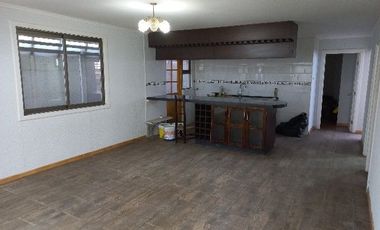 V 1321-LR-Vendo casa  a 300 metros de Coca Cola, Talca