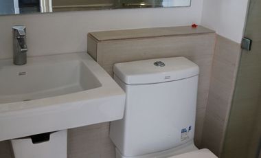【RUSH SALE!】 1-BR Condo Unit For Sale in Calyx Centre, Cebu IT Park, Cebu City
