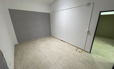 Casa comercial en renta - Fundadores