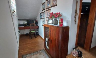 Vendo casa amplia sector calle Roma con área verde se acepta departamentos como parte de pago ideal para inversionistas