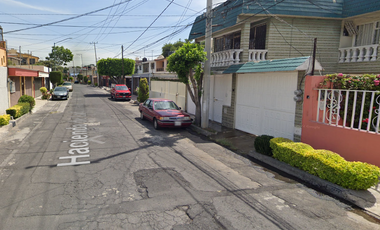 Casa en Venta en Prados del Rosario, Azcapotzalco.