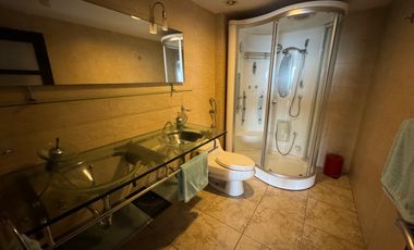 En alquiler suite full amoblada en Edif. San Francisco 300 en Guayaquil