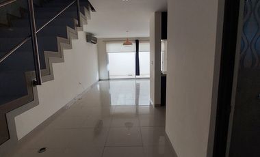 CASA EN RENTA PRIVADA SFERA CULIACAN SINALOA