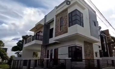 2-storey Corner House in Grand Meadows with Balconies. F.A 204 sqm