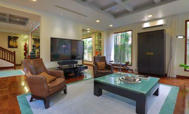 Luxurious 3 Bed Thai Bali Designer Pool Villa for rent