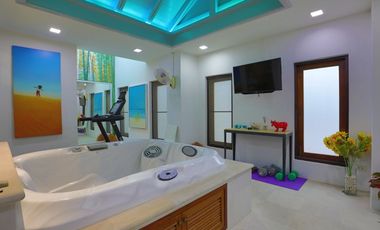Luxurious 3 Bed Thai Bali Designer Pool Villa for rent