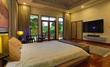 Luxurious 3 Bed Thai Bali Designer Pool Villa for rent