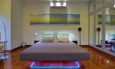 Luxurious 3 Bed Thai Bali Designer Pool Villa for rent