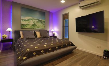 Luxurious 3 Bed Thai Bali Designer Pool Villa for rent