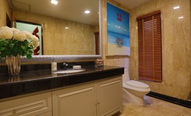 Luxurious 3 Bed Thai Bali Designer Pool Villa for rent