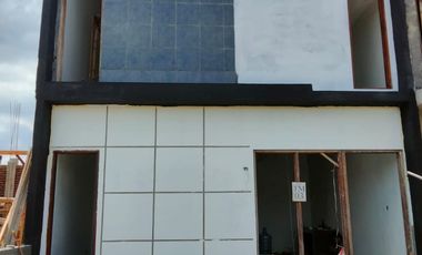 3 Menit Ringroad Utara, Desain Unik, Rumah Kawasan Asri