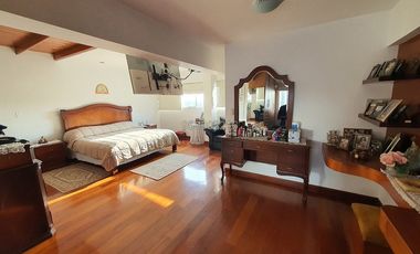 DEPARTAMENTO DUPLEX  EN VENTA CON VISTA AL PARQUE EN VALLE HERMOSO SURCO
