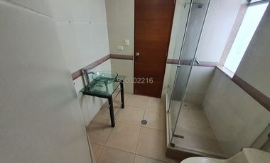 DEPARTAMENTO DUPLEX  EN VENTA CON VISTA AL PARQUE EN VALLE HERMOSO SURCO