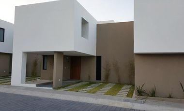 RENTA de Casa en Juriquilla, Queretaro, Cumbres del Lago Gran Capricho de Caisa