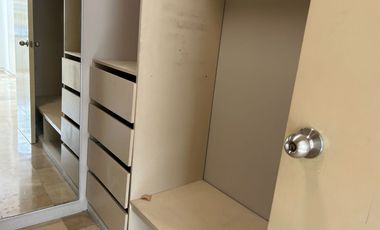 VENTA DE MUY LINDA CASA EN LOS PARQUES CERCA DEL SHOPPING DE LOS CEIBOSVenta de hermosa casa en Los Parques,  sector de Los Ceibos