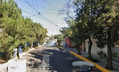 REMATO AMPLIA CASA EN UNA DE LAS ZONAS MAS CENTRICAS DE LA ALCALDIA ALVARO OBREGON, CIUDAD DE MÉXICO!!