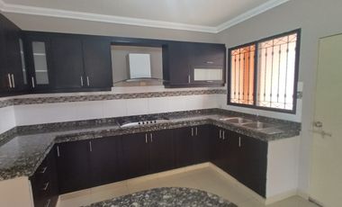 SE ALQUILA CASA EN PORTON DEL RIO