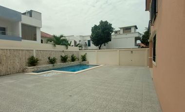 SE ALQUILA CASA EN PORTON DEL RIO
