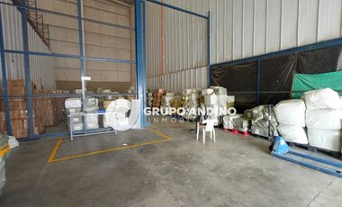 Se vende Bodega en Zona Franca -Anillo Vial