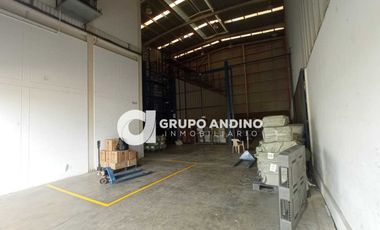 Se vende Bodega en Zona Franca -Anillo Vial