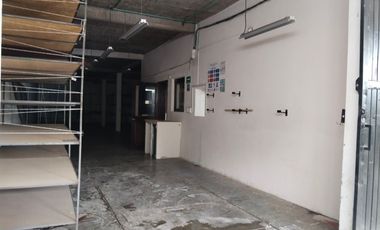 Vendo Bodega de Uso Mixto en Lomas de Casa blanca Querétaro