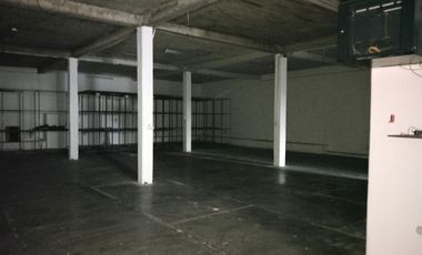 Vendo Bodega de Uso Mixto en Lomas de Casa blanca Querétaro