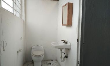 Vendo Bodega de Uso Mixto en Lomas de Casa blanca Querétaro