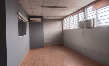 Vendo Bodega de Uso Mixto en Lomas de Casa blanca Querétaro