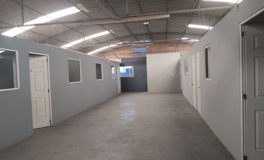Vendo Bodega de Uso Mixto en Lomas de Casa blanca Querétaro
