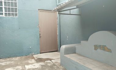 Vendo Bodega de Uso Mixto en Lomas de Casa blanca Querétaro