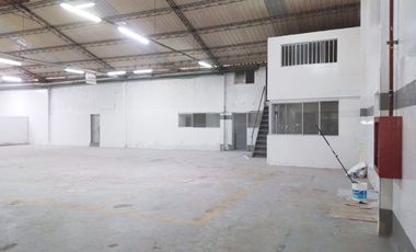 PR19000 Bodega en arriendo en el sector La Esmeralda